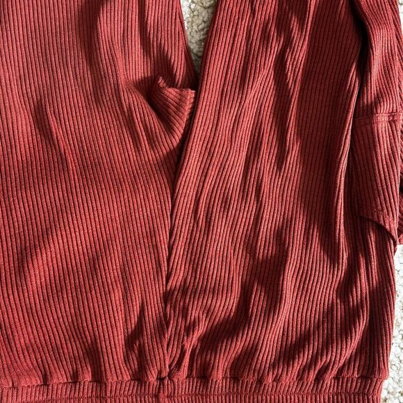 NEW RIVER + SKY Sundown Gemma Crop pants and  Downtown tee - Picture 9 of 11